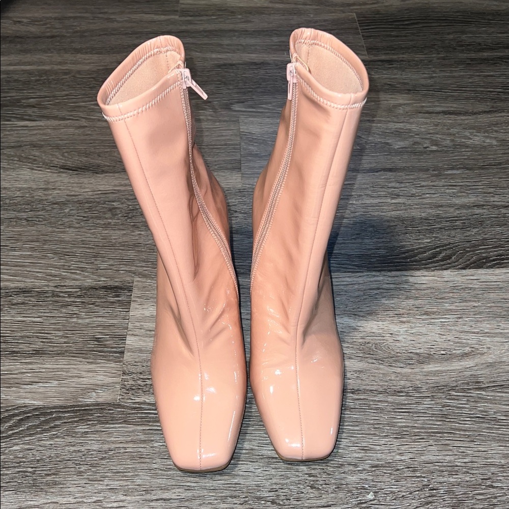 NWOB Steve Madden Vegan Leather Nude/Pink Square Toe Ankle Boots US W9 - Picture 5 of 9